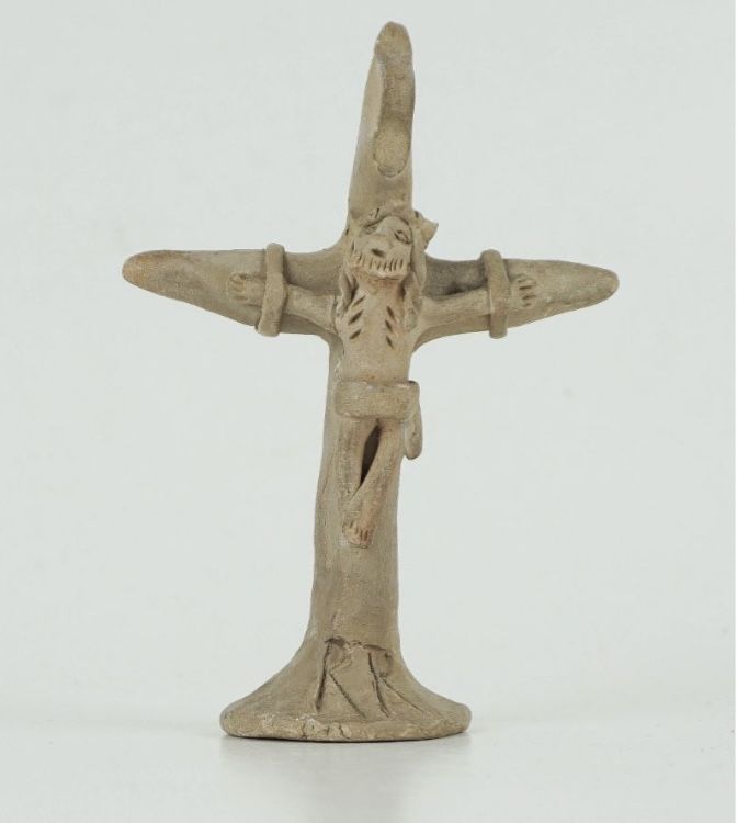 Cristo escultura Rosa Ramalho
