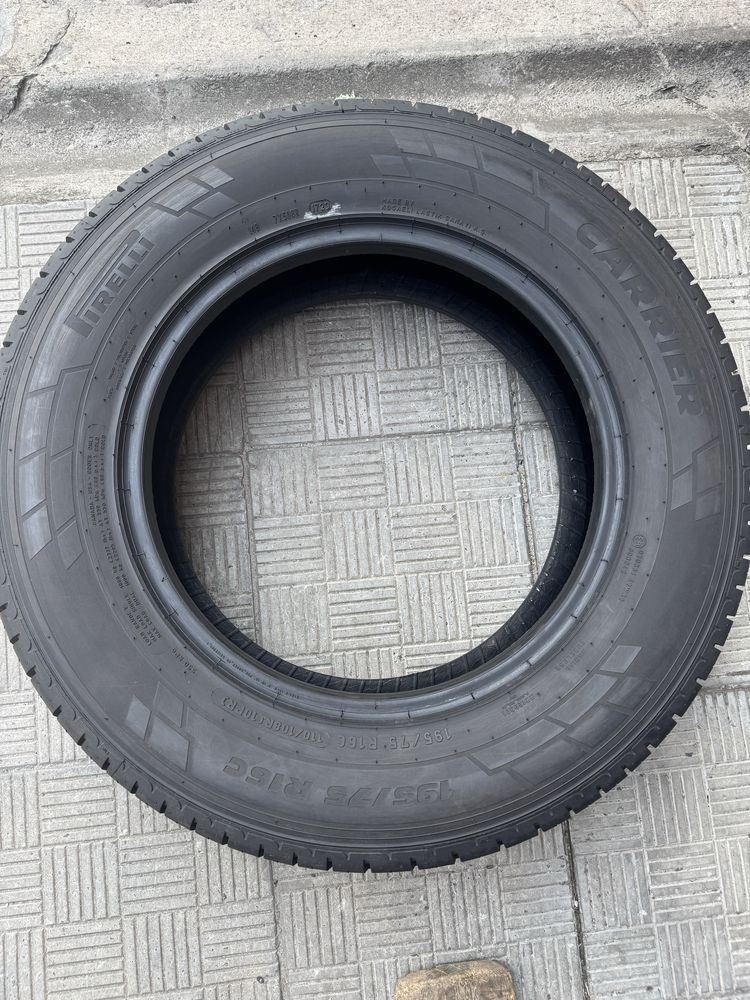 195/75R16C-4 шт Піреллі оригінал з Німеччини