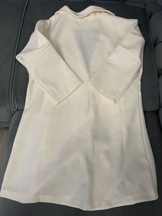 Płaszcz ecru przejściowy