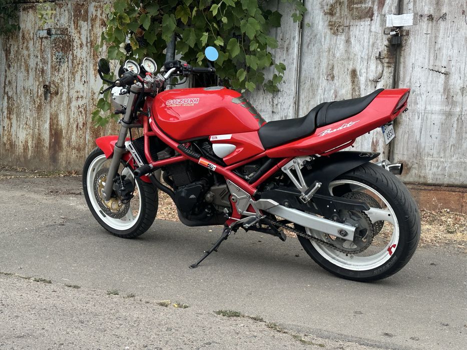 Suzuki bandit 400