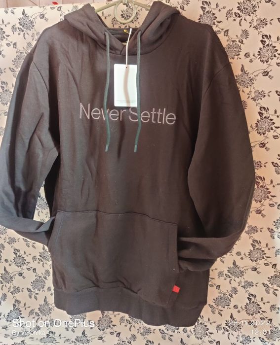 Стильное вязаное худи Never Settle