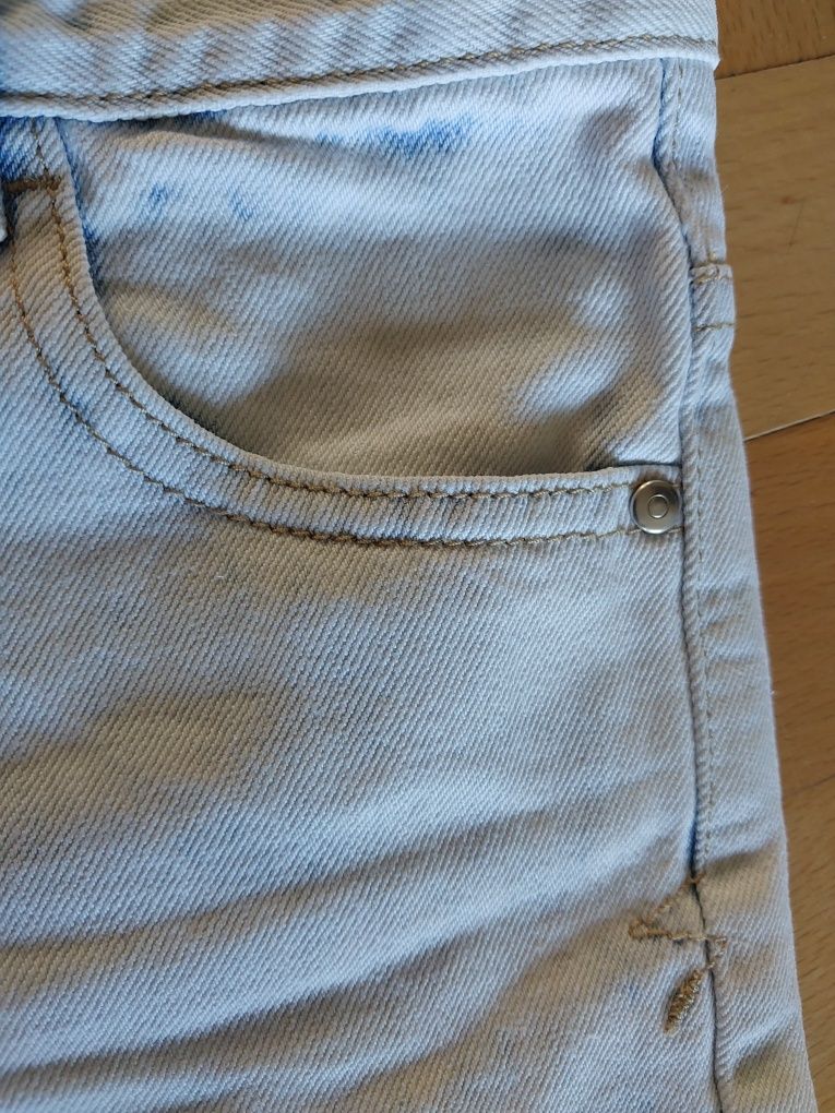 Szorty spodenki jeansowe F&F rozm.S + t-shirt diverse GRATIS