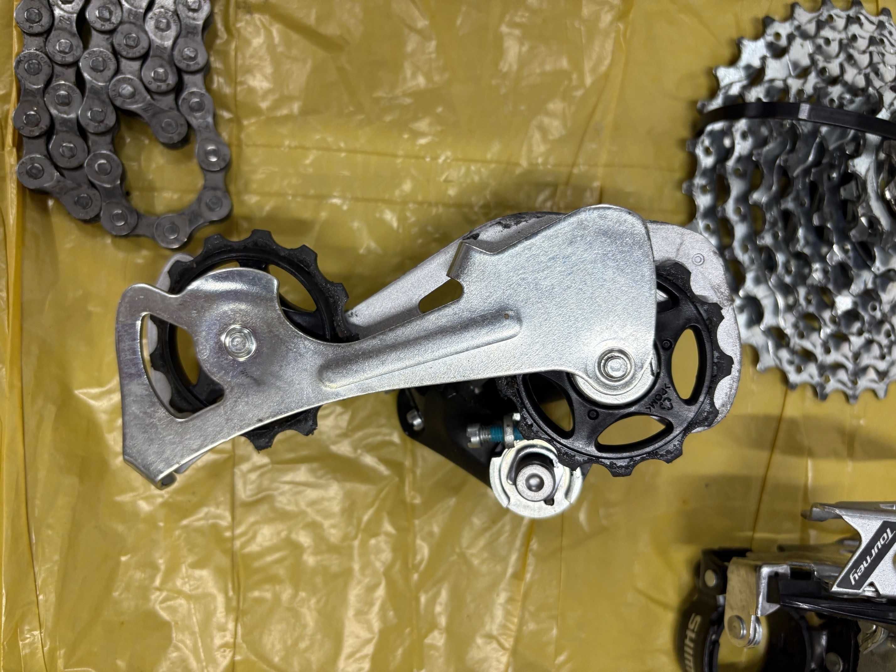 Kompletny napęd 3x8 Shimano/Tektro/Microshift Hamulce hydrauliczne