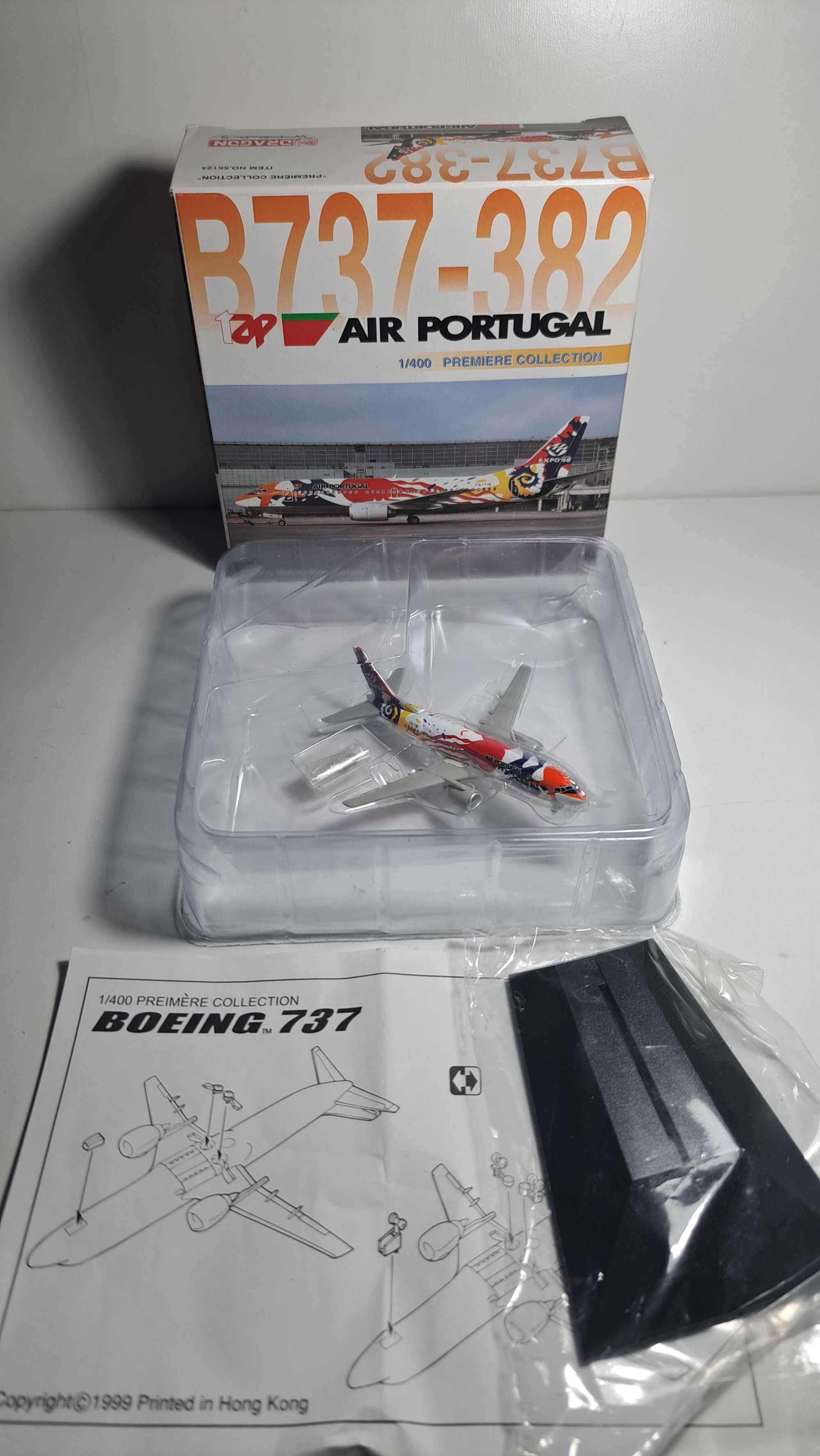 Boeing 737-382 TAP Air Portugal Expo98 1:400