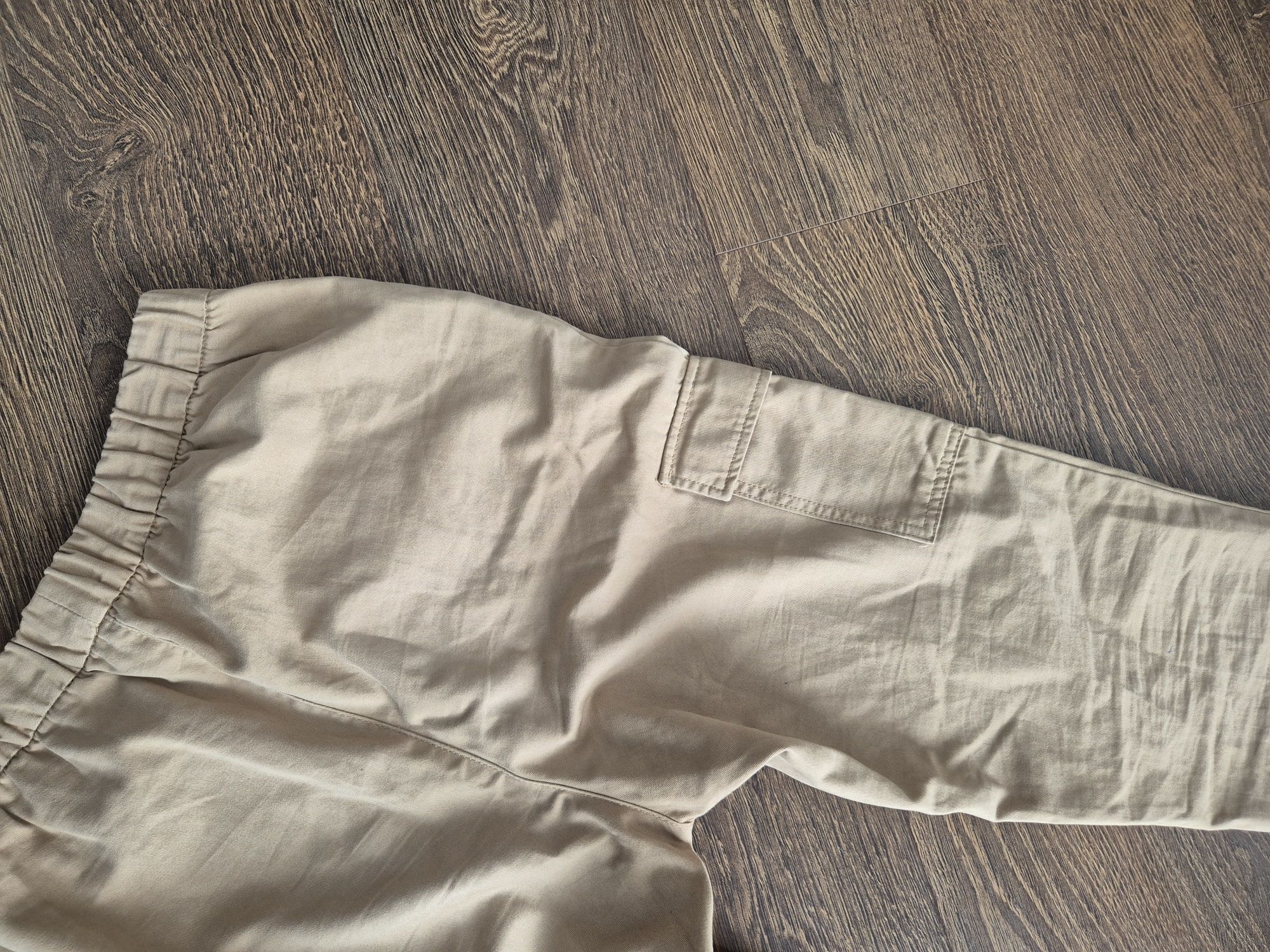 H&M 38 M spodnie bojówki z kieszeniami beżowe jasny brąz że ściągaczam