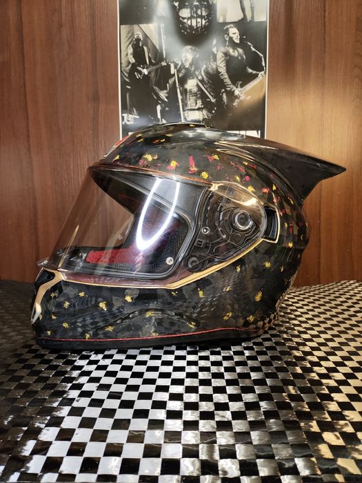 Мото шлем кастом кованый карбон с ушками