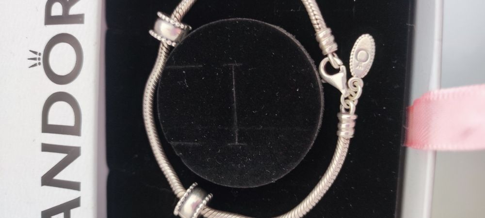 Pulseira Pandora mosquetão