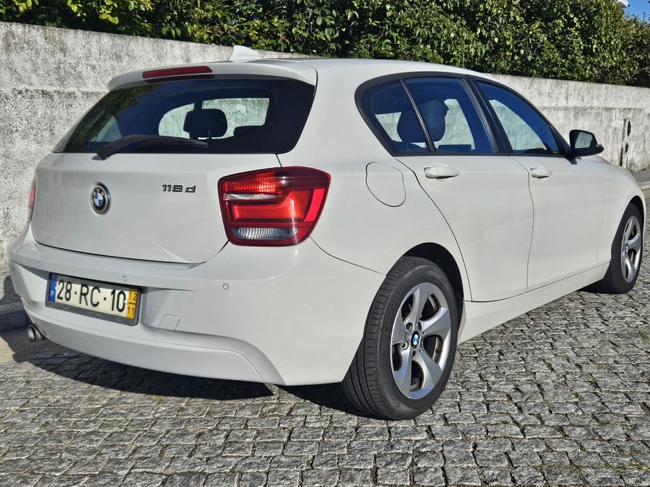 BMW 118d Xenon GPS Pro e Bluetooth