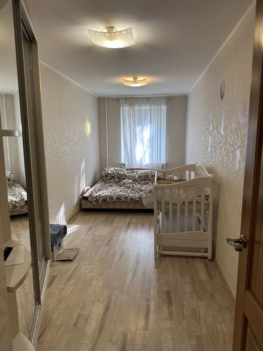 Сдам СВОЮ 2х комнатную квартиру  Метро 23 августа