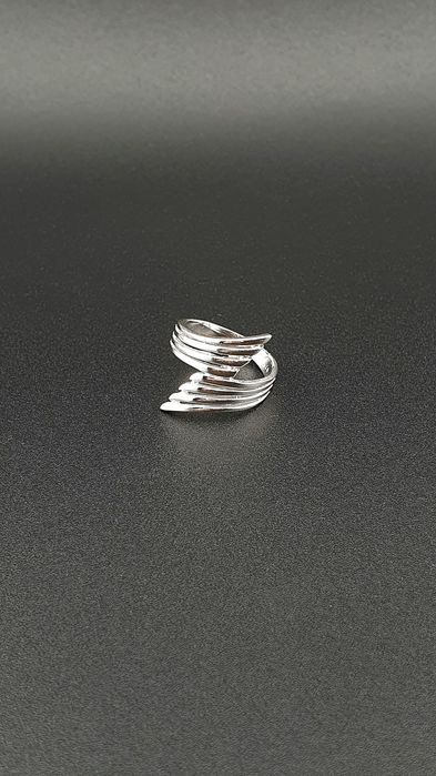 Pierścionek srebrny pr.925 asymetryczny r.16