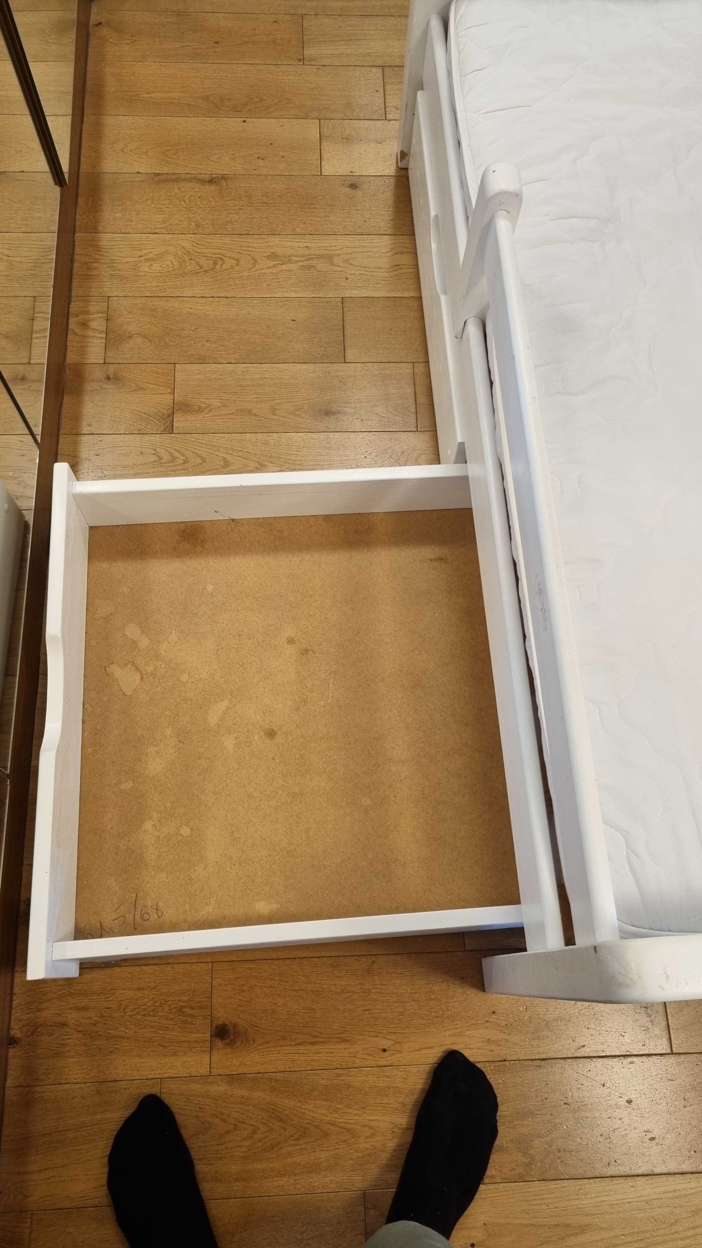 Łóżeczko dziecięce Beltor Midi 140x70 z materacem