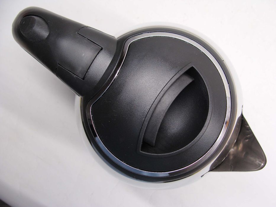 Mocny czajnik elektryczny Esperanza TKK102S 1850 W inox