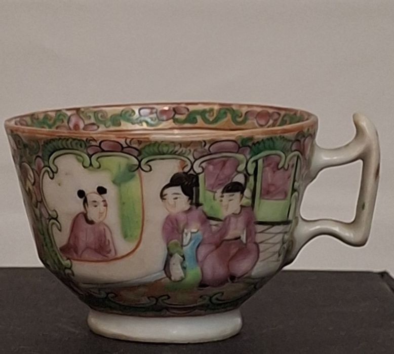 Pequena chávena para café companhia das indias família rosa