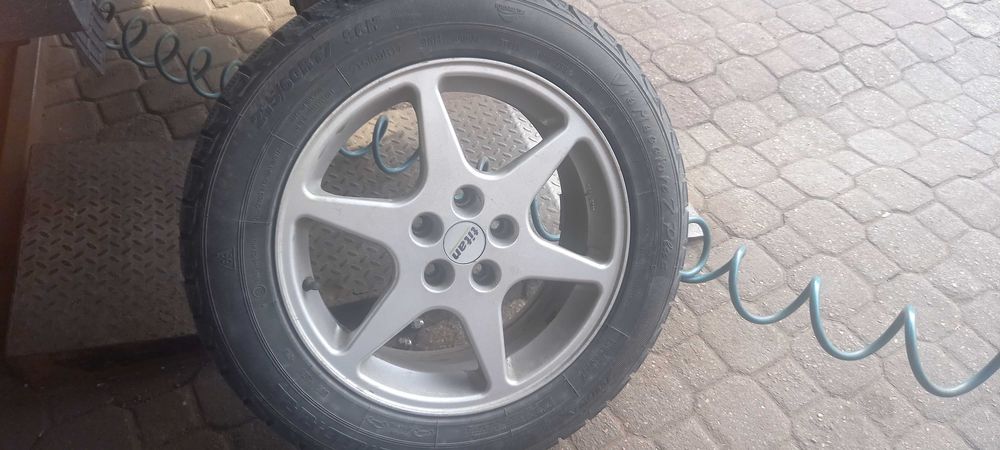 Felgi koła aluminiowe 17 zimówki 5x114.3 hyundai