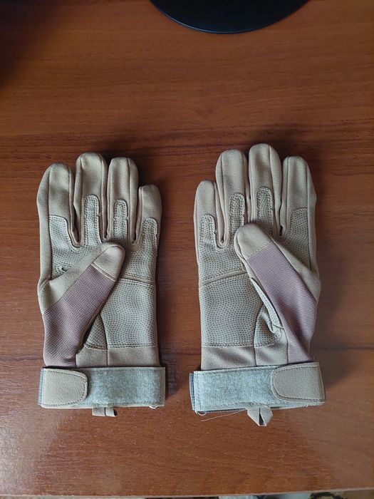 Рукавиці військові