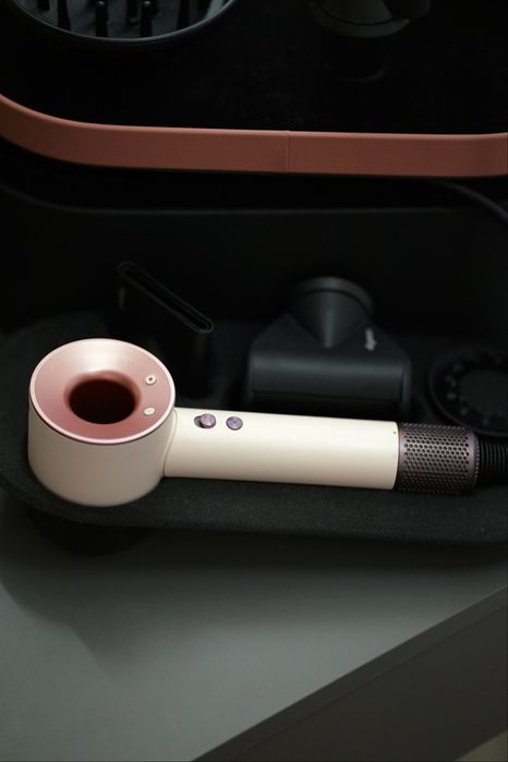 Фен Dyson Supersonic (Ceramic Pink)