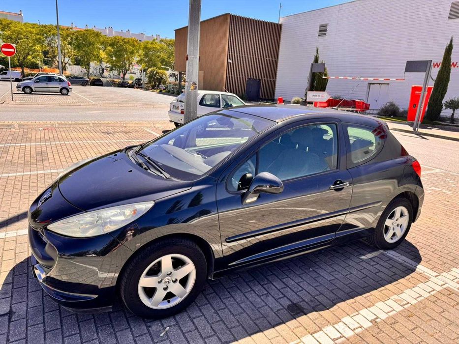 Peugeot 207 1.4 HDi Sport – 2008 – 212.500 km – 4.400 €