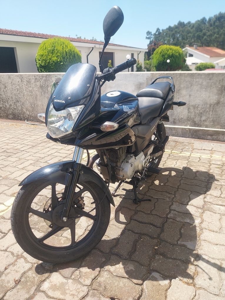 Honda CBF 125...