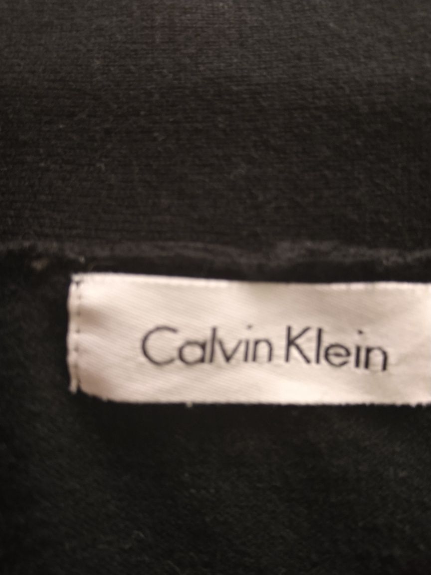 Narzutka krótka Calvin Klein M czarna