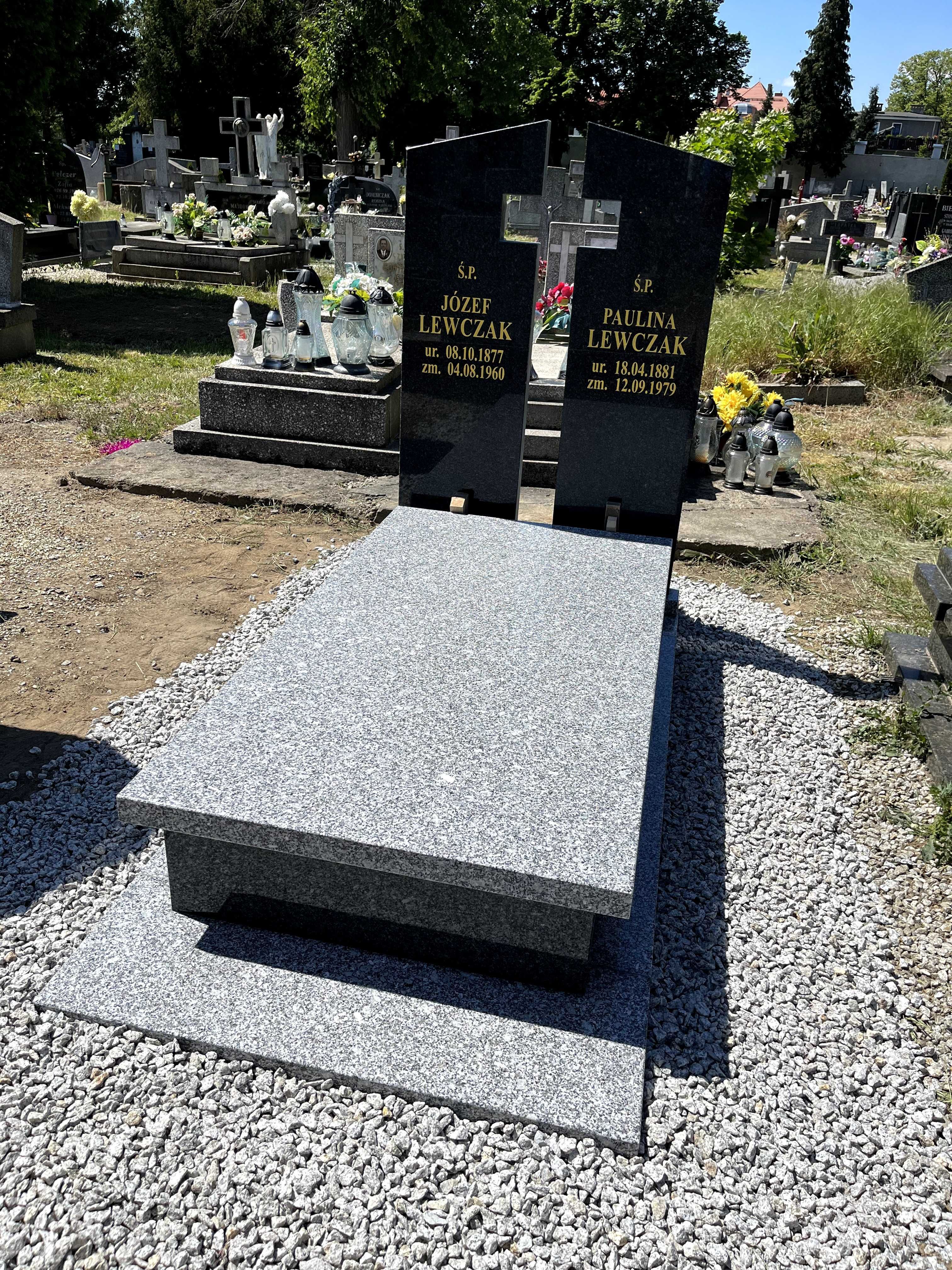 Nagrobek granitowy KRZYŻ BRYŁA