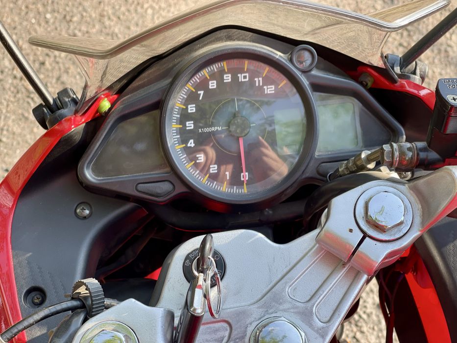 Продам байк lifan kpr 200