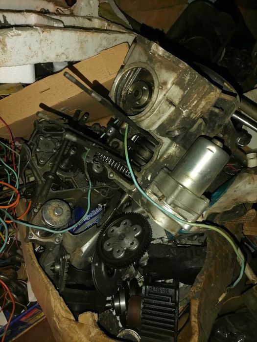 Продам двигатели по запчастям вайпер актив