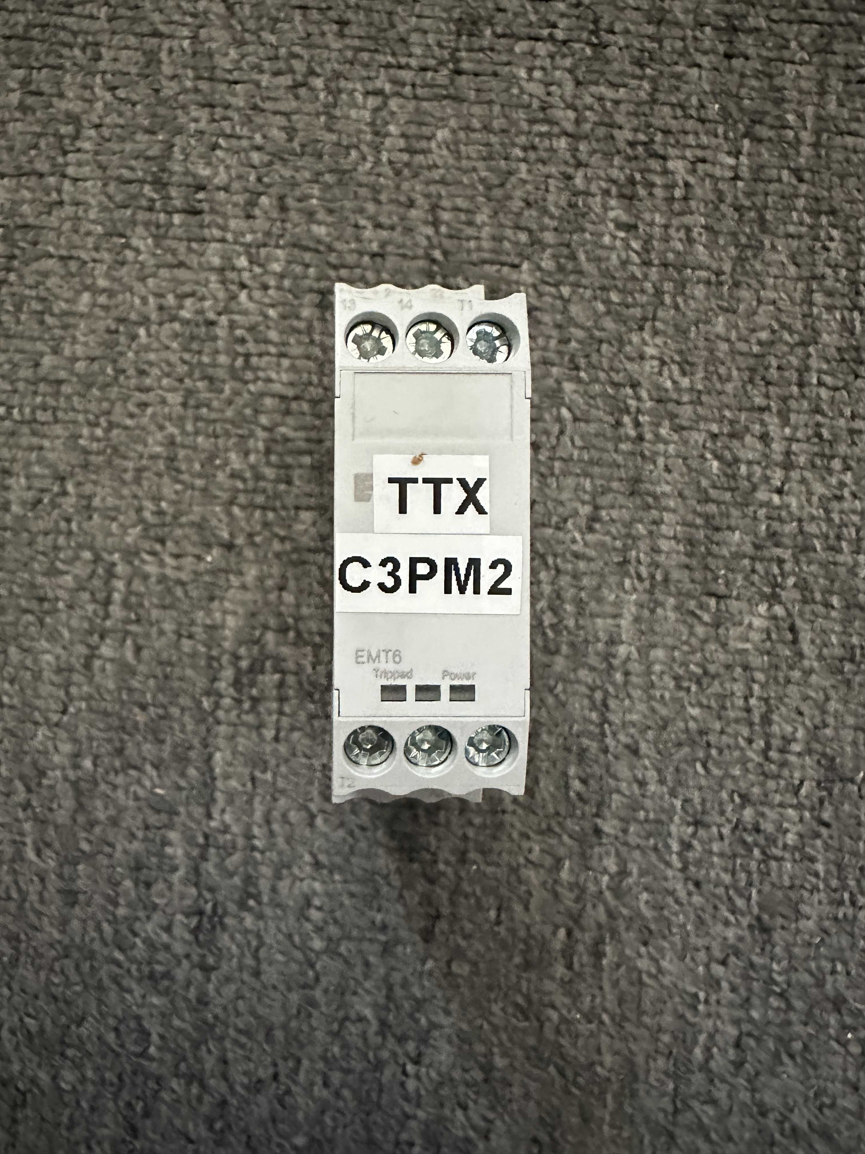 Przekaźnik termistorowego zabezpieczenia maszyn EMT6 Eaton 066166