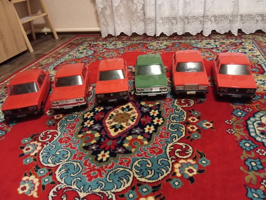 Игрушки машинки СССР. Жигули - Большие
