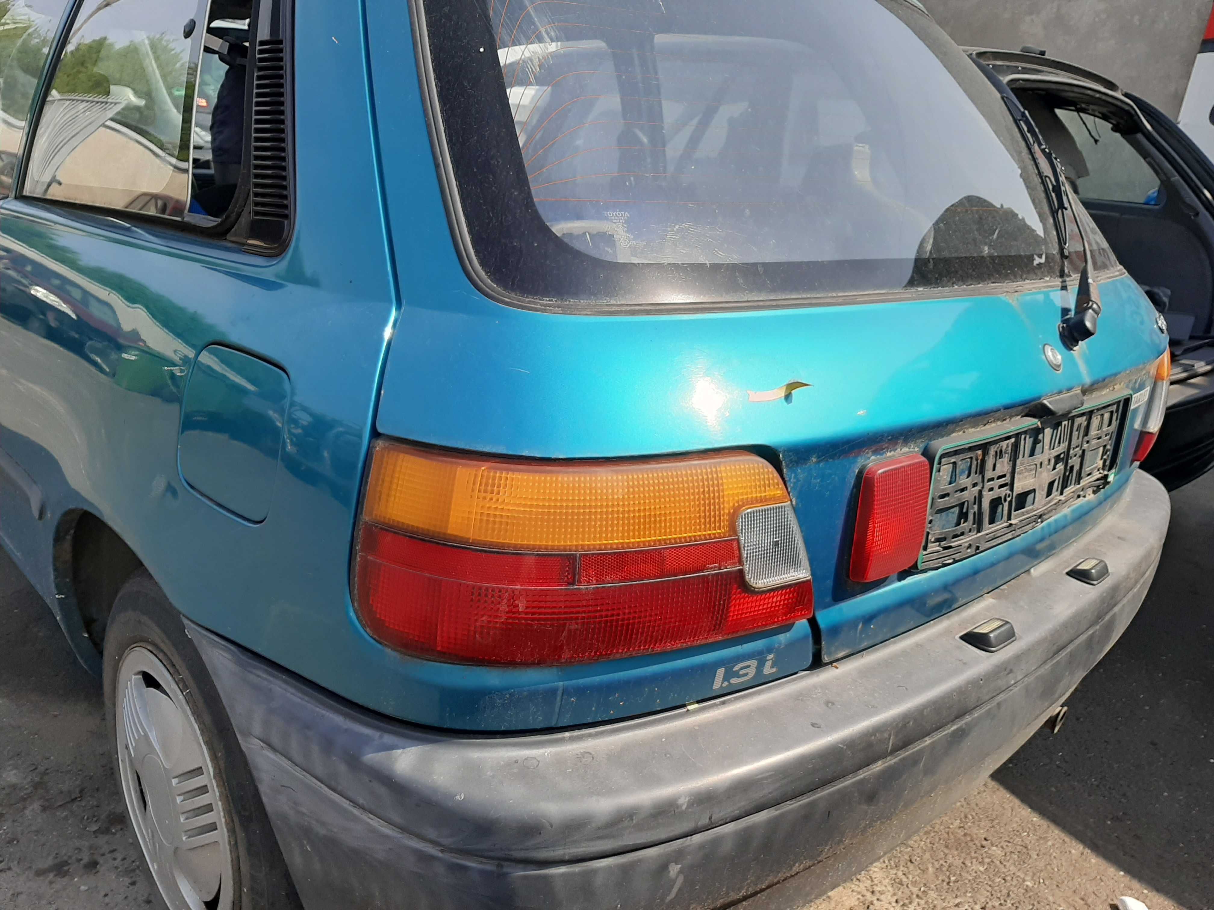 Starlet EP81 1.3i 3D 1995r.Lampa tylna