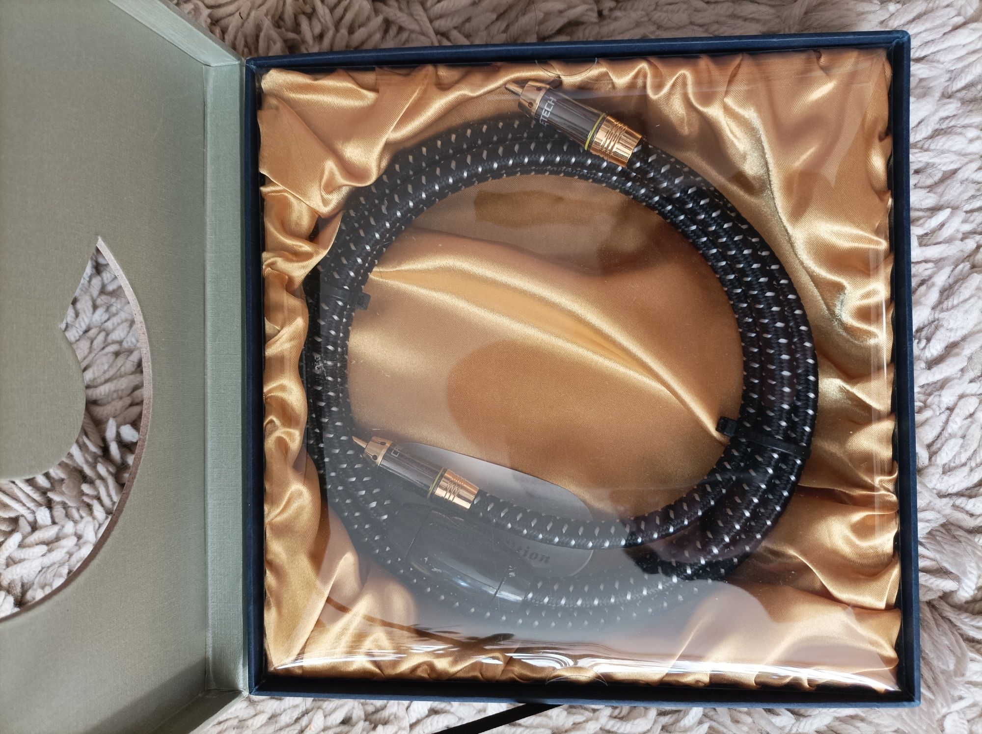 Sprzedam kabel platynowy digital 1,8 m HI-FI