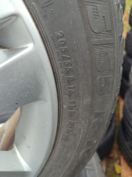 Opel  Koła Felgi  R16