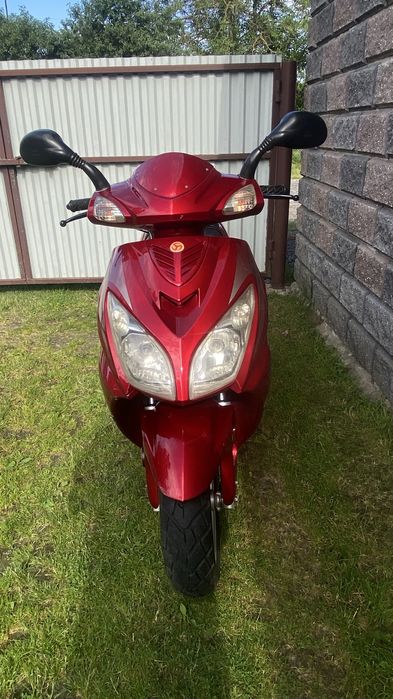 Скутер YIBEN/FADA 150t 15D