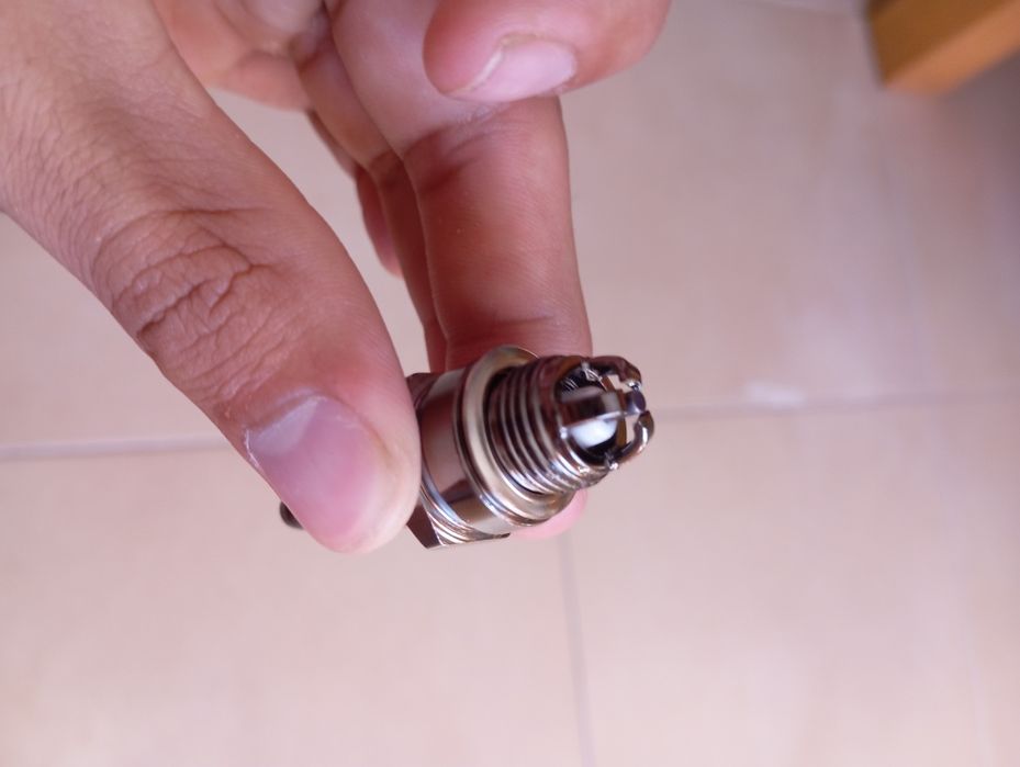 Velas de 3 polos mini mota, bicicleta motorizada, trotinete a gasolina