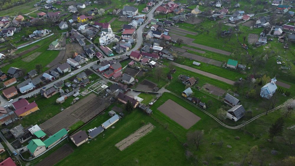 Продаж земельної ділянки під забудову с. Підплеша