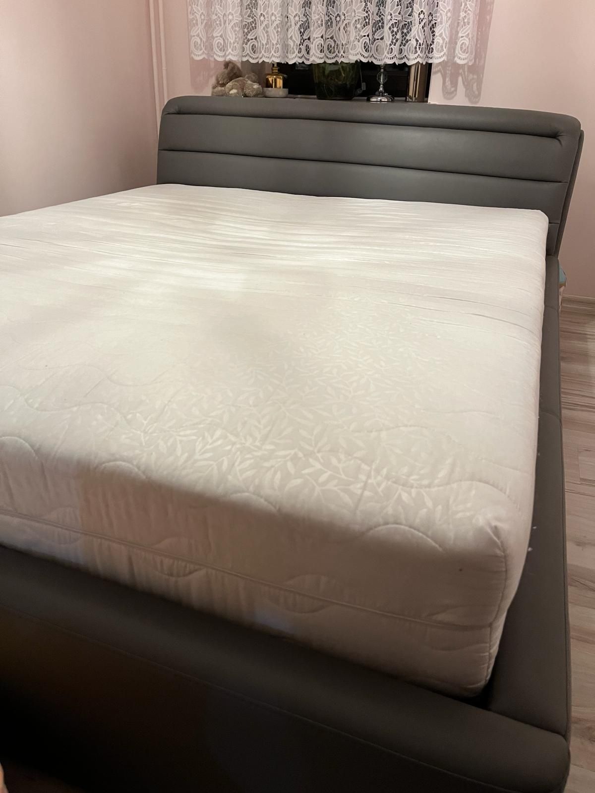 Łóżko tapicerowane ze stelażem materac 160x200 szare sypialniane