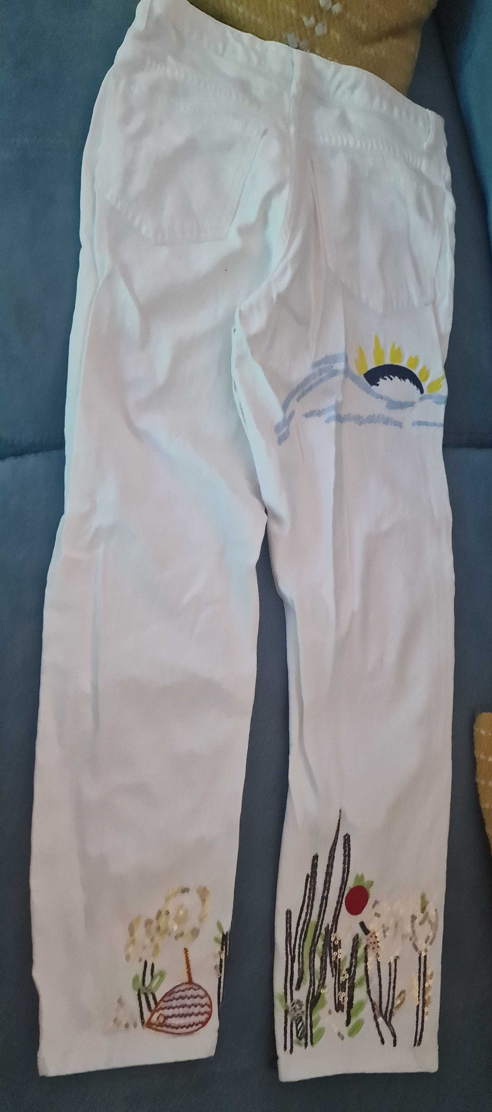 Jenss brancos zara com bordados e lantejoulas