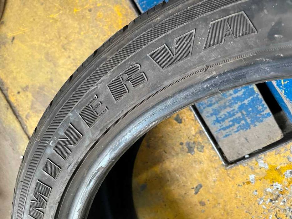 275/40 R19 Minerva, шини 2 шт, 6 мм