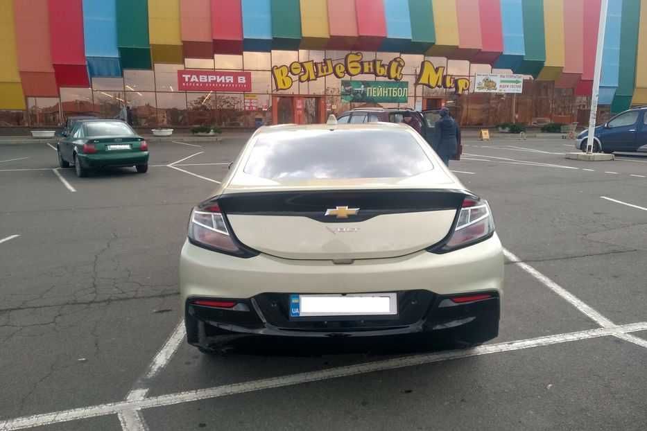 Продам Chevrolet Volt Premier 2017