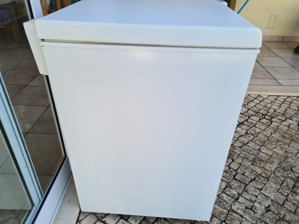Arca congeladora Whirlpool