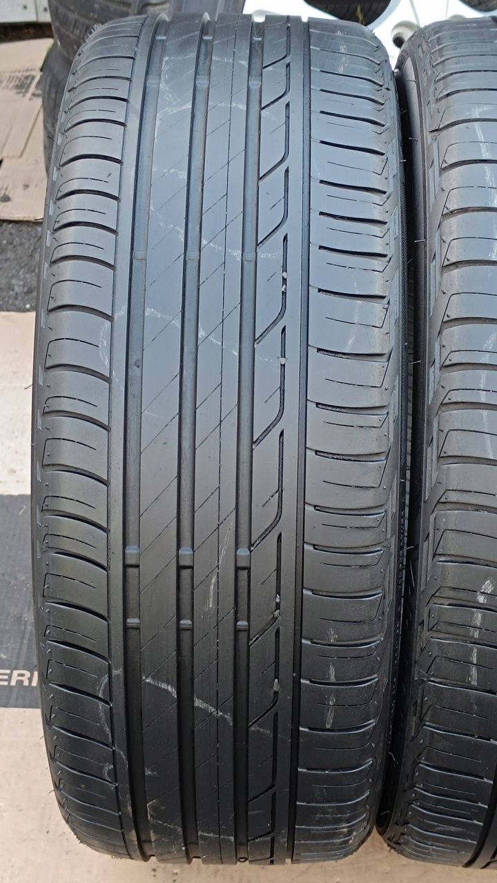 215/45R17 91W Bridgestone Turanza T001