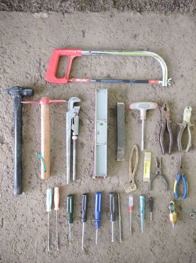 Инструменты  інструменти набор все одним лотом.