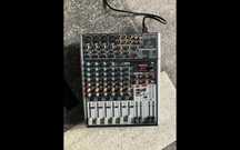 Behringer XENYX X1204USB mixer