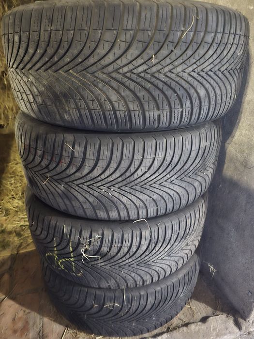 Opony całoroczne 225/45 R17 94V