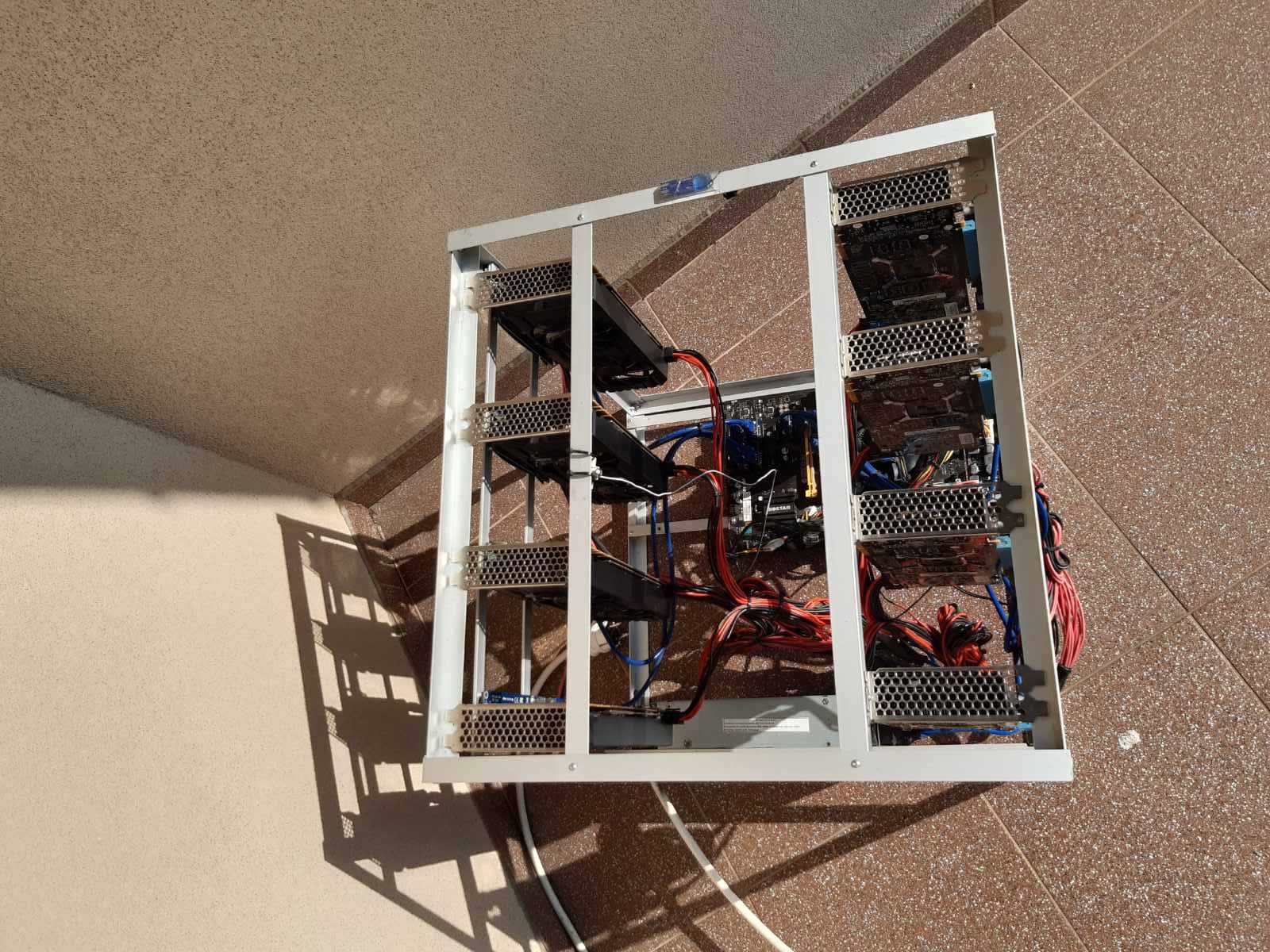 Майнинг ферма риг на 8 карт 8Gb (250-260 Мх)