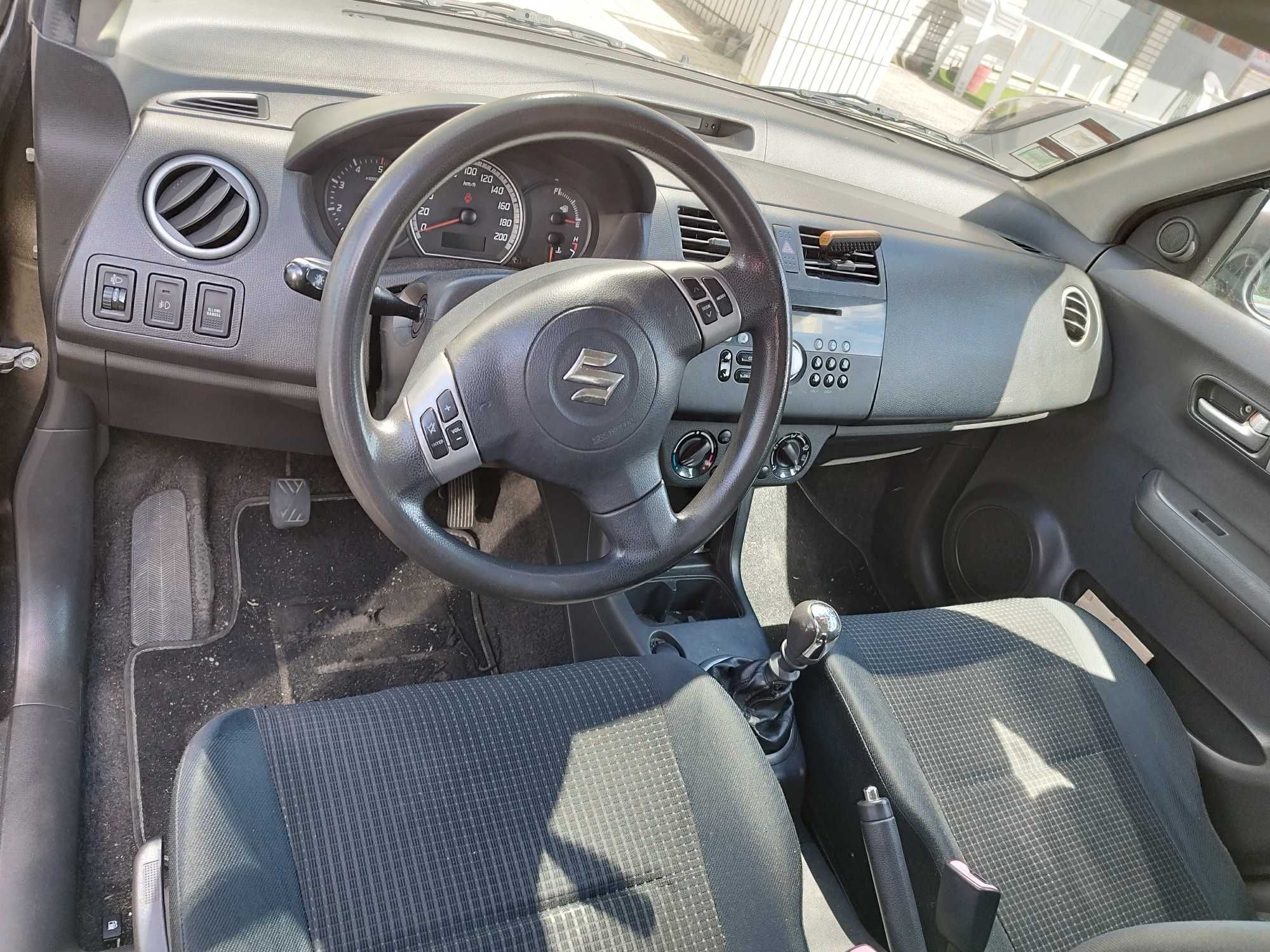 Vende se Suzuki Swift 3 1.3 diesel