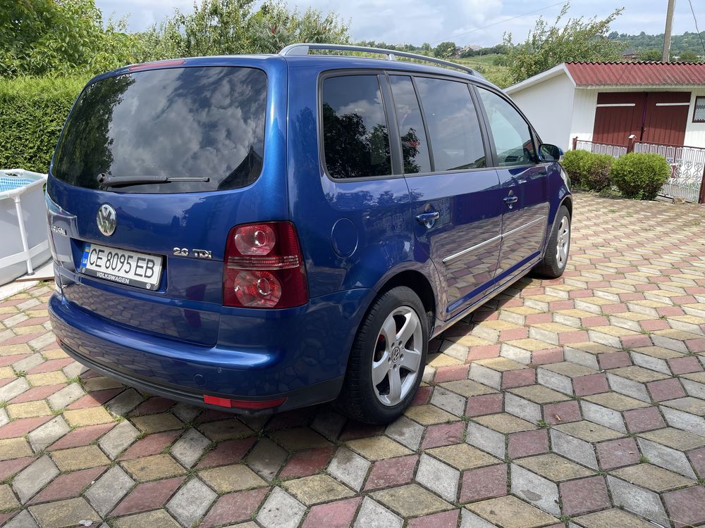 Volkswagen Touran