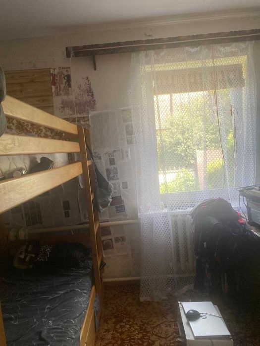 Продається частина будинку в смт. Квасилів