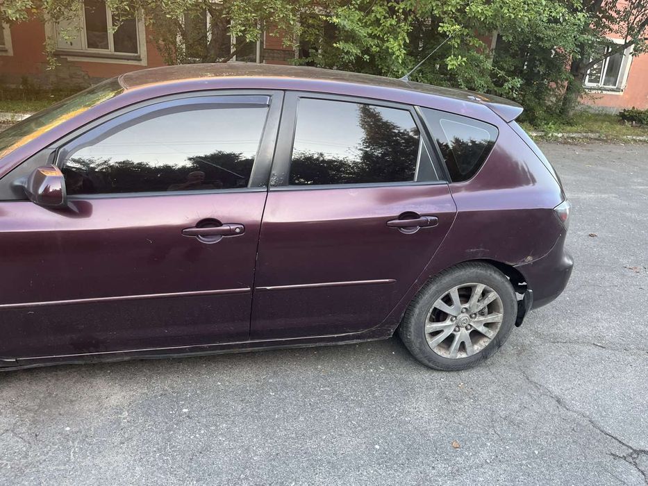 Продам мазда 3 хэчбек