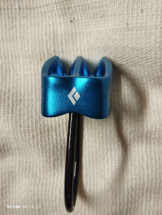 Przyrząd asekuracyjno zjazdowy kubek Black Diamond wspinaczkowy  jak n