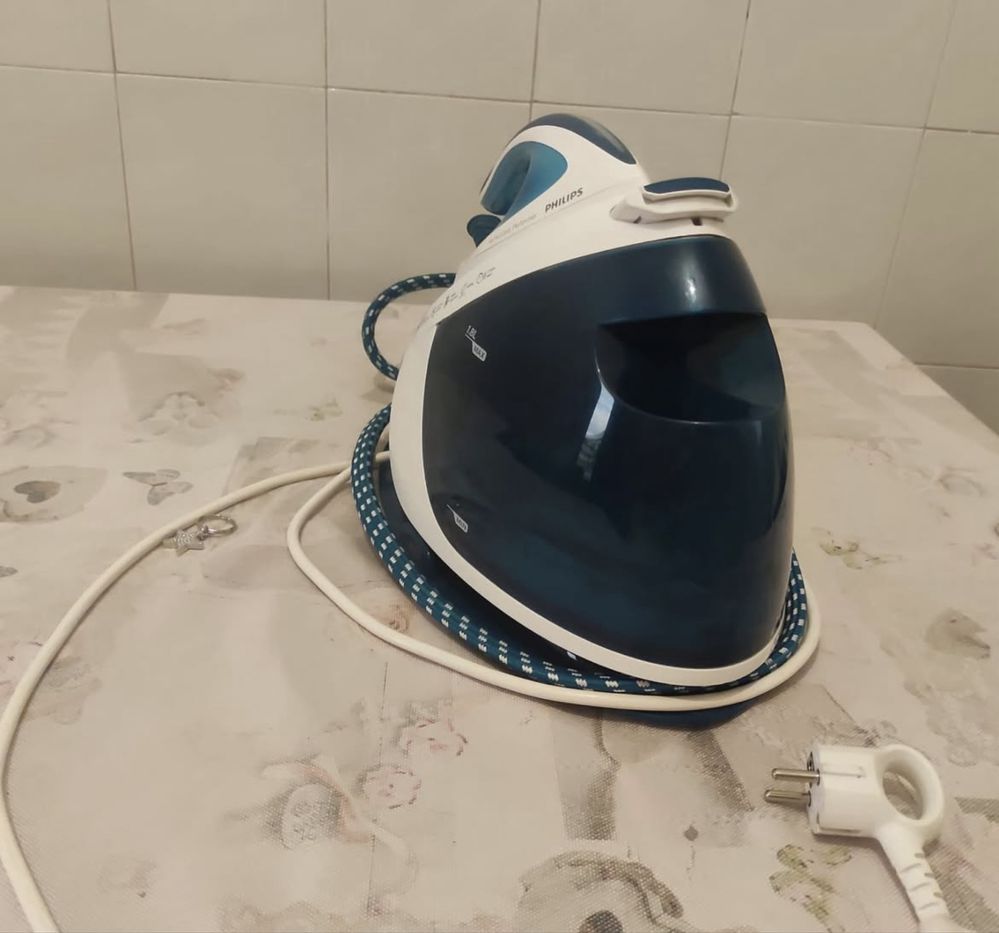 Парогенератор  праска Philips perfekt care performer GC8713/20